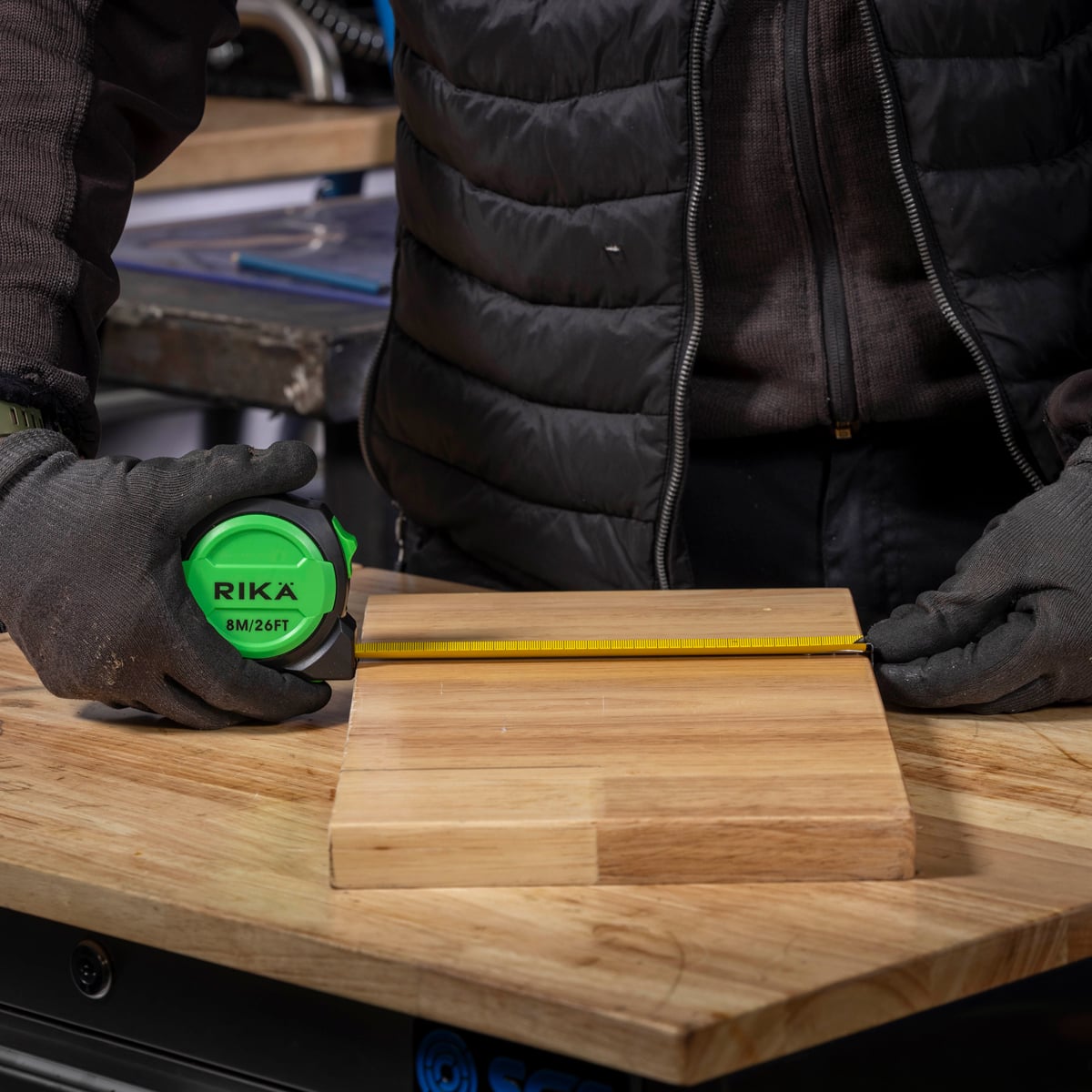 Rikä 8m Triple Lock Tape Measure | High Impact Rubberised Case
